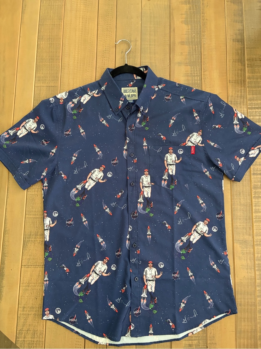 RSVLTS x MLBPA Houston Astros Jose Altuve KUNUFLEX Button Down Shirt - Men's L